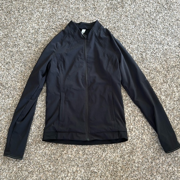 Jacket - Picture 1 of 4